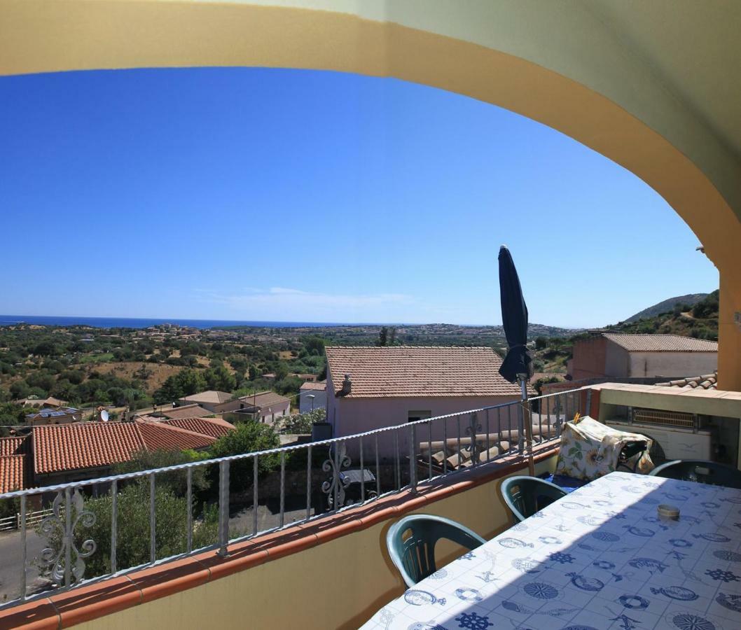 Вілла Seaview Apt Solita Budoni Екстер'єр фото